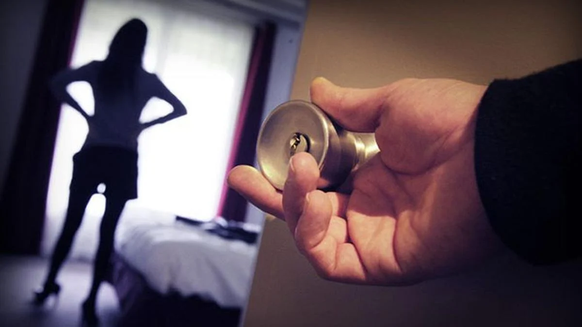 Apes, Wanita Ini Kehilangan HP dan iPad Usai Bertemu Teman Kencan di Hotel.